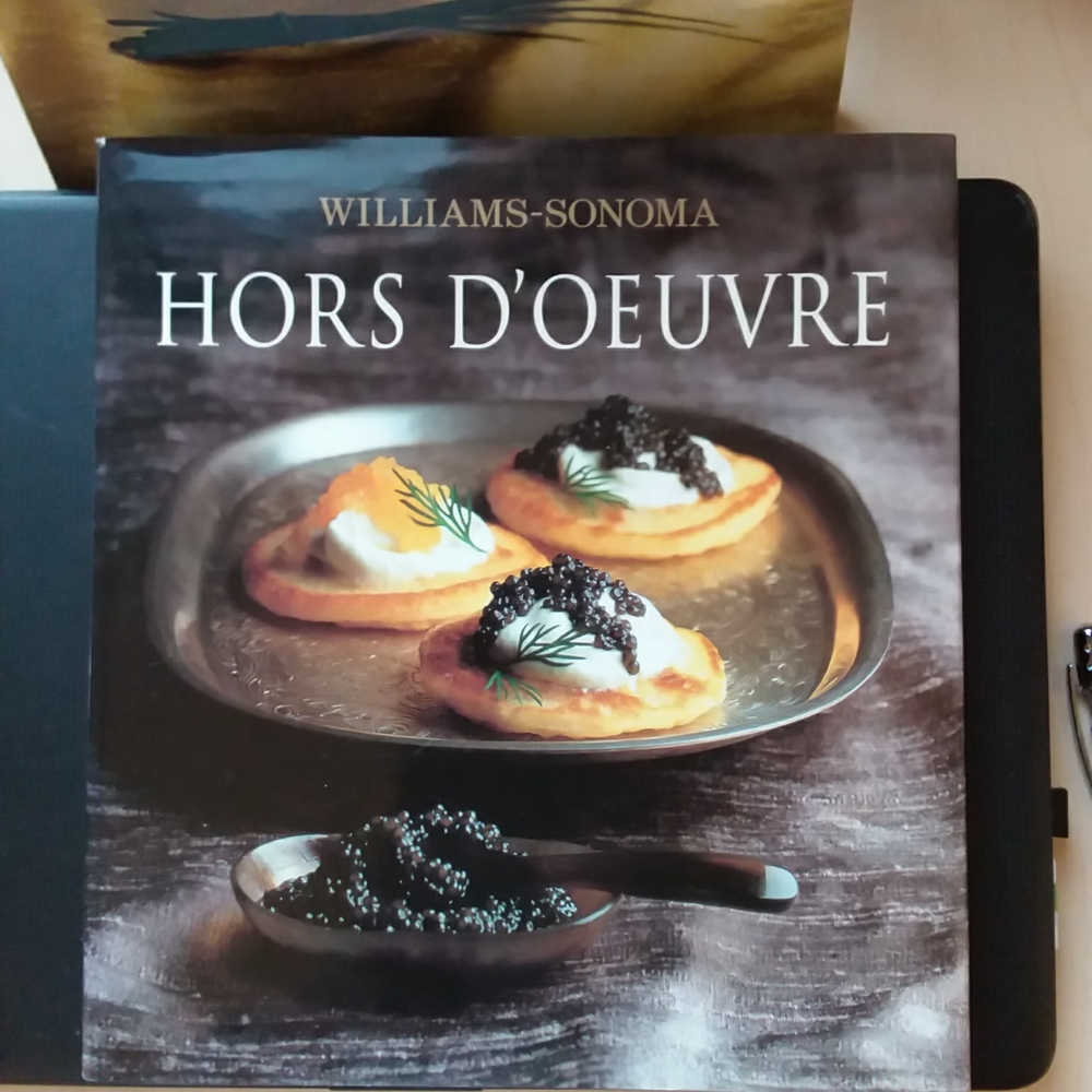 3 WILLIAMS-SONOMA cookbooks - Hors d'oeuvres,  Breakfast and Grilling